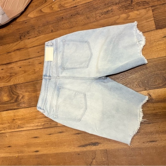 DL1961 Clara Frayed Hem Mid Rise Slim Bermuda Short Kingsland 30 I - Picture 9 of 10